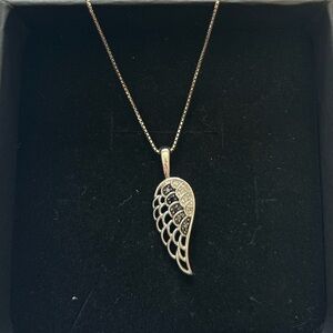 925 Sterling silver angel wing necklace pendant chain. Feminine. Minimalist.